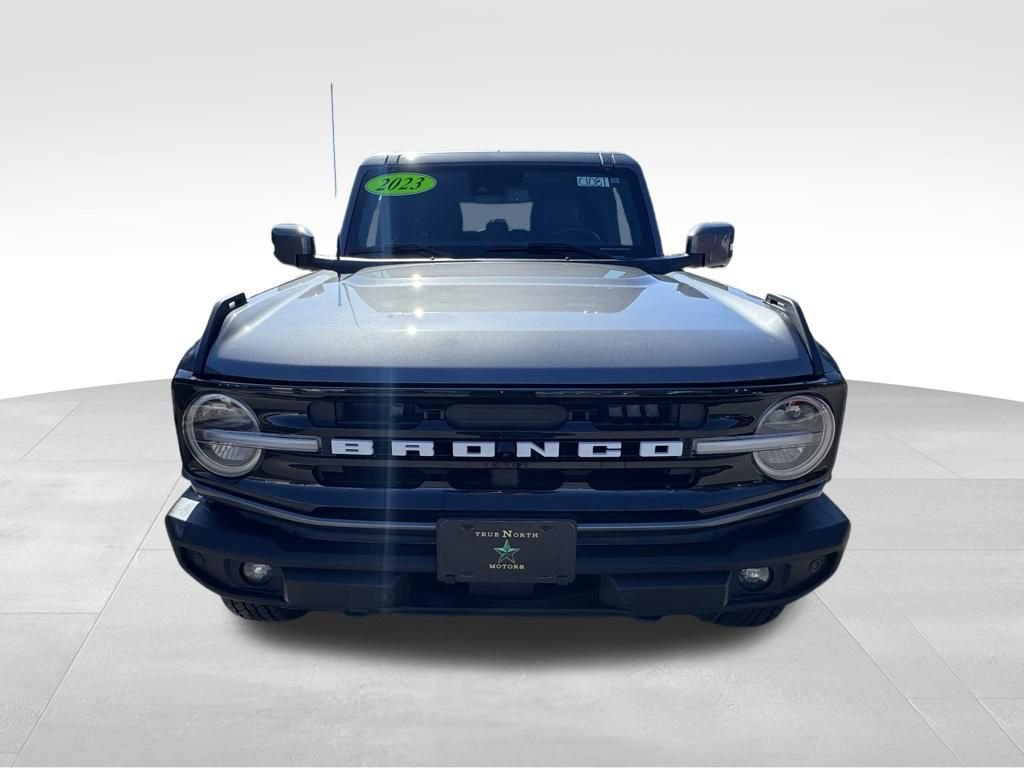 Used 2023 Ford Bronco Outer Banks image 3