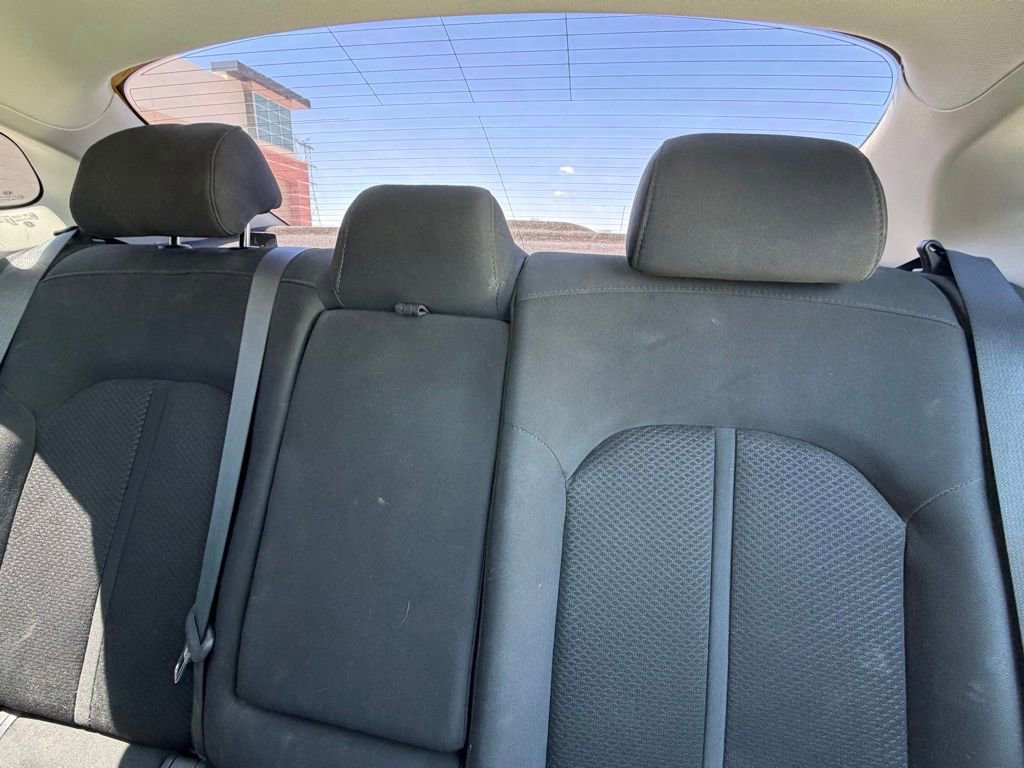 Used 2018 Kia Optima LX FWD image 8