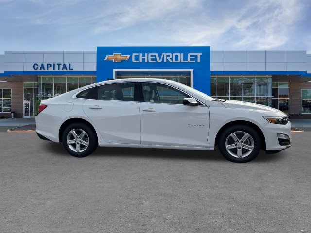 New 2025 Chevrolet Malibu LS w/ Driver Confidence Package FWD image 12