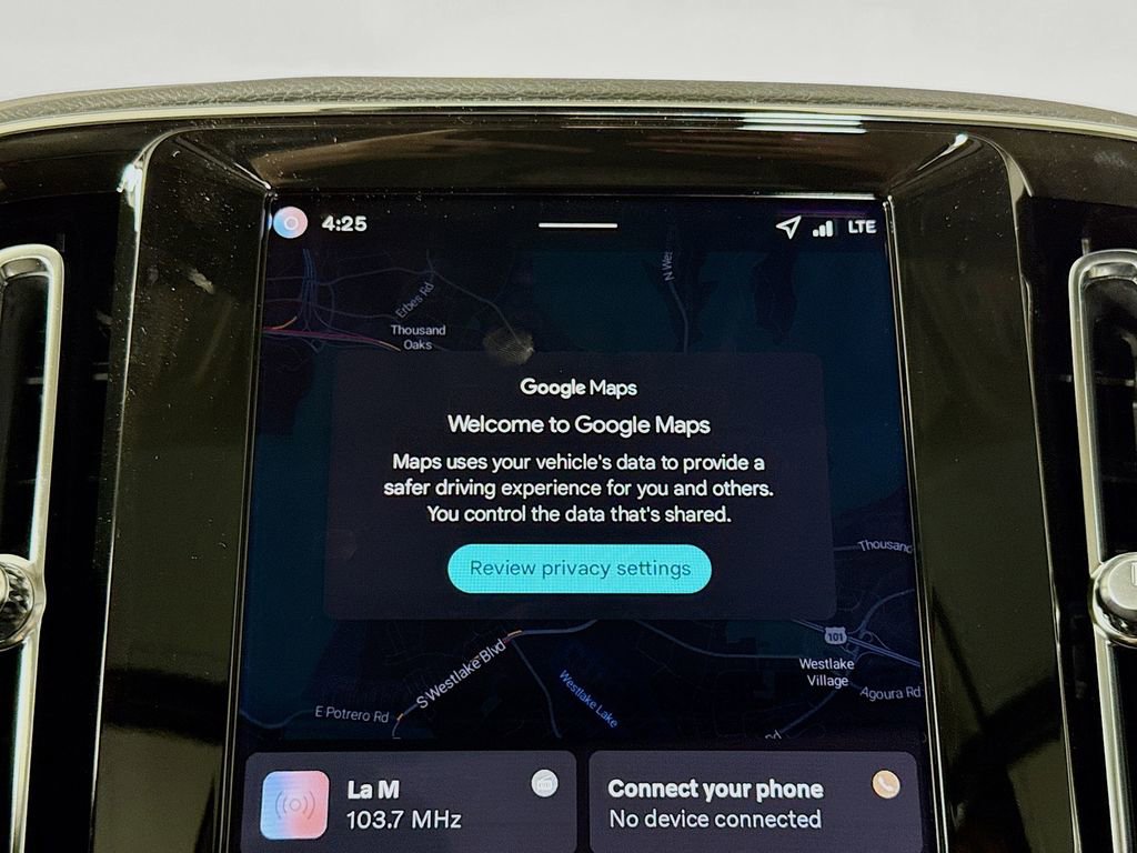 New 2026 Volvo XC40 B5 Plus w/ Climate Package image 13