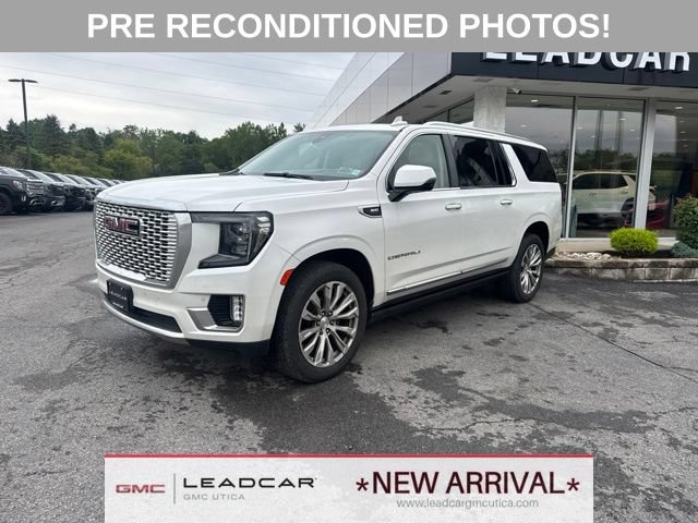 Used 2022 GMC Yukon XL Denali AWD/4WD image 1