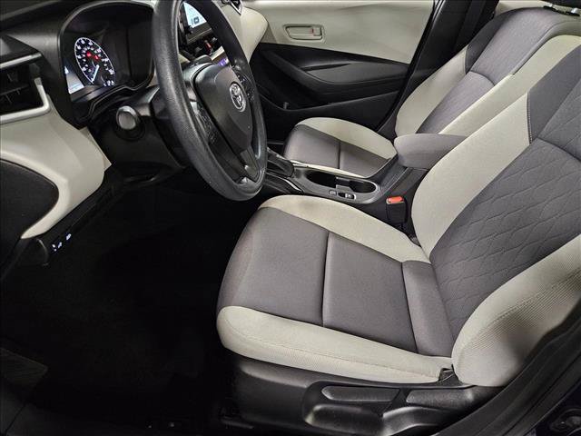 Used 2023 Toyota Corolla LE w/ Carpet Mat Package (TMS) FWD image 15