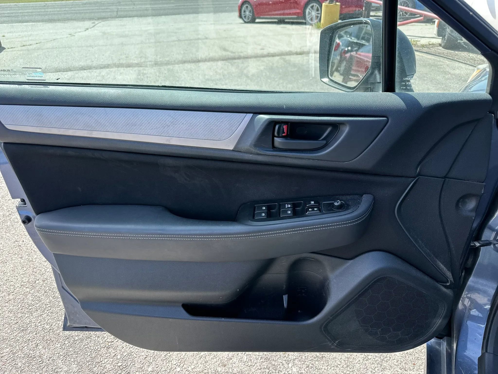 Used 2015 Subaru Legacy 2.5i AWD/4WD image 18