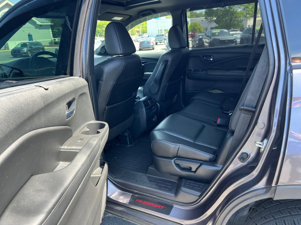 Used 2020 Honda Passport Elite image 34