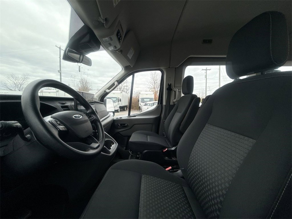 Used 2022 Ford Transit 350 XLT image 7
