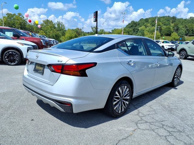 Certified 2024 Nissan Altima 2.5 SV FWD image 5