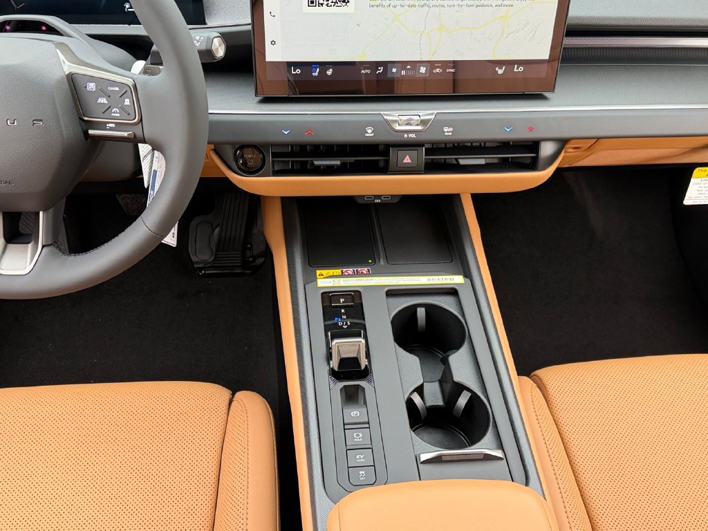 New 2026 Lexus ES 350h AWD image 12