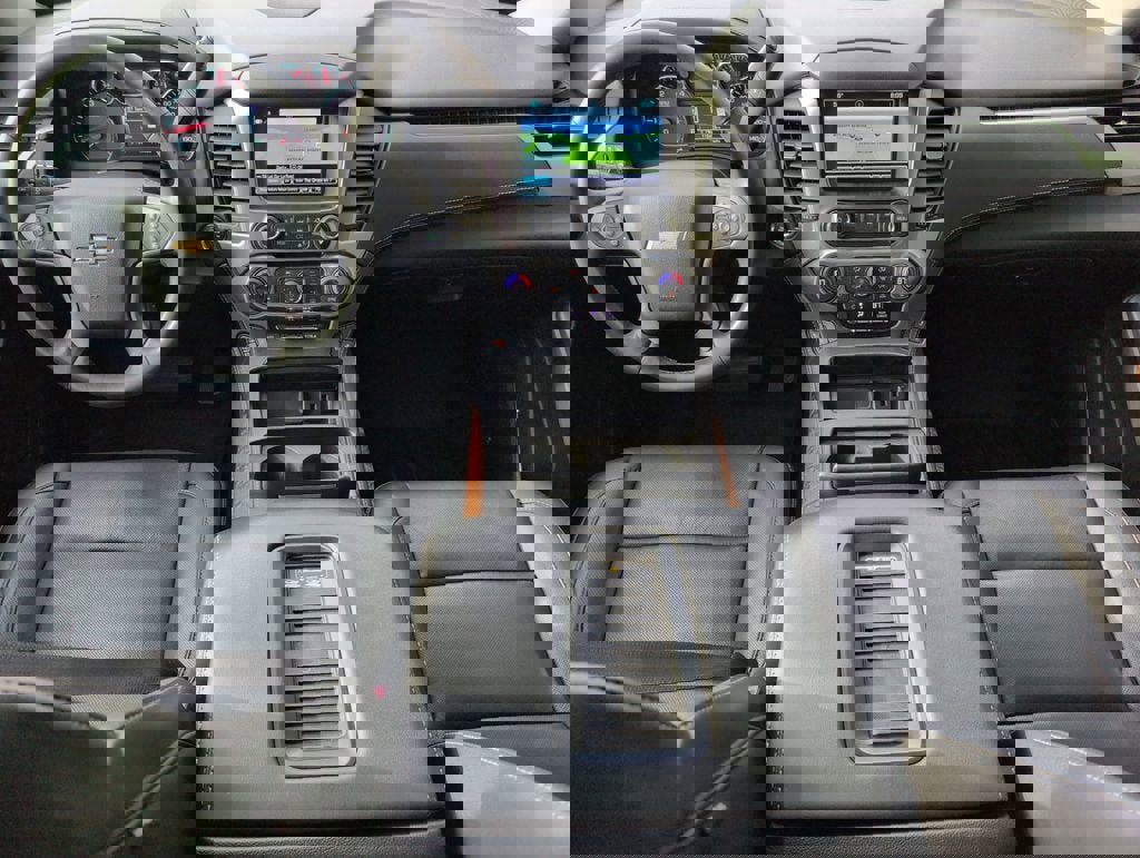 Used 2019 Chevrolet Suburban Premier RWD image 29