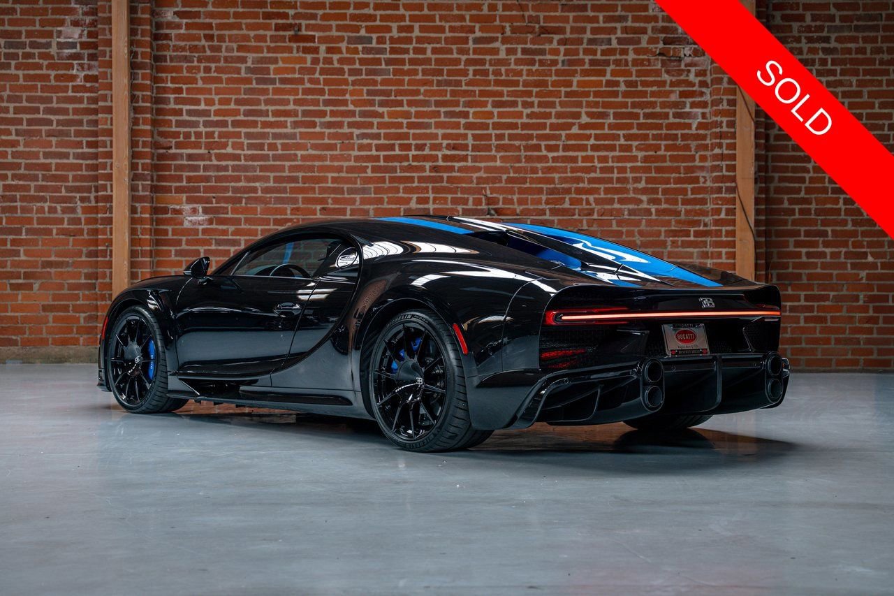 Used 2023 Bugatti Chiron Super Sport AWD/4WD image 7