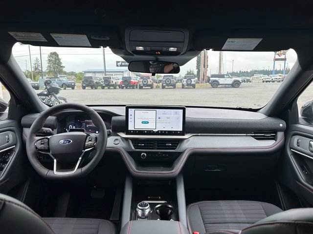 New 2025 Ford Explorer ST-Line w/ ST-Line Street Pack image 21