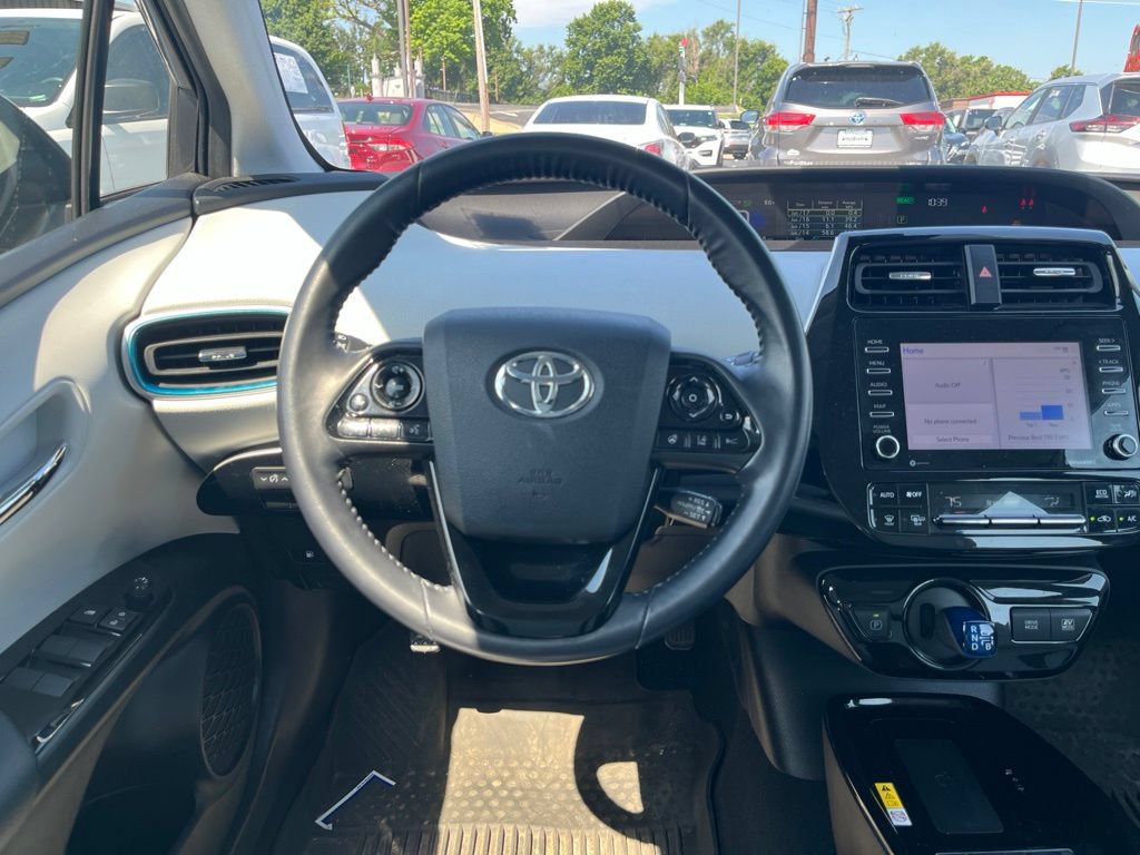 Used 2021 Toyota Prius XLE AWD/4WD image 25