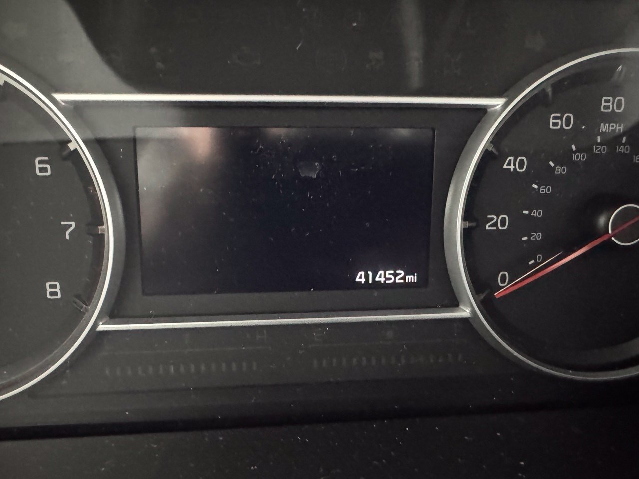 Used 2023 Kia Sorento S w/ Panoramic Sunroof Package FWD image 3