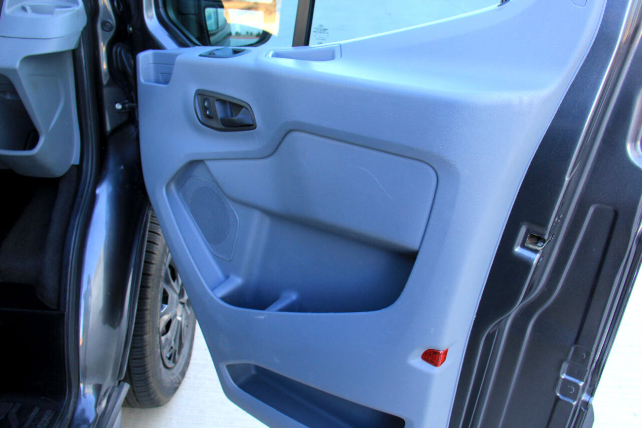 Used 2018 Ford Transit 350 XLT image 16