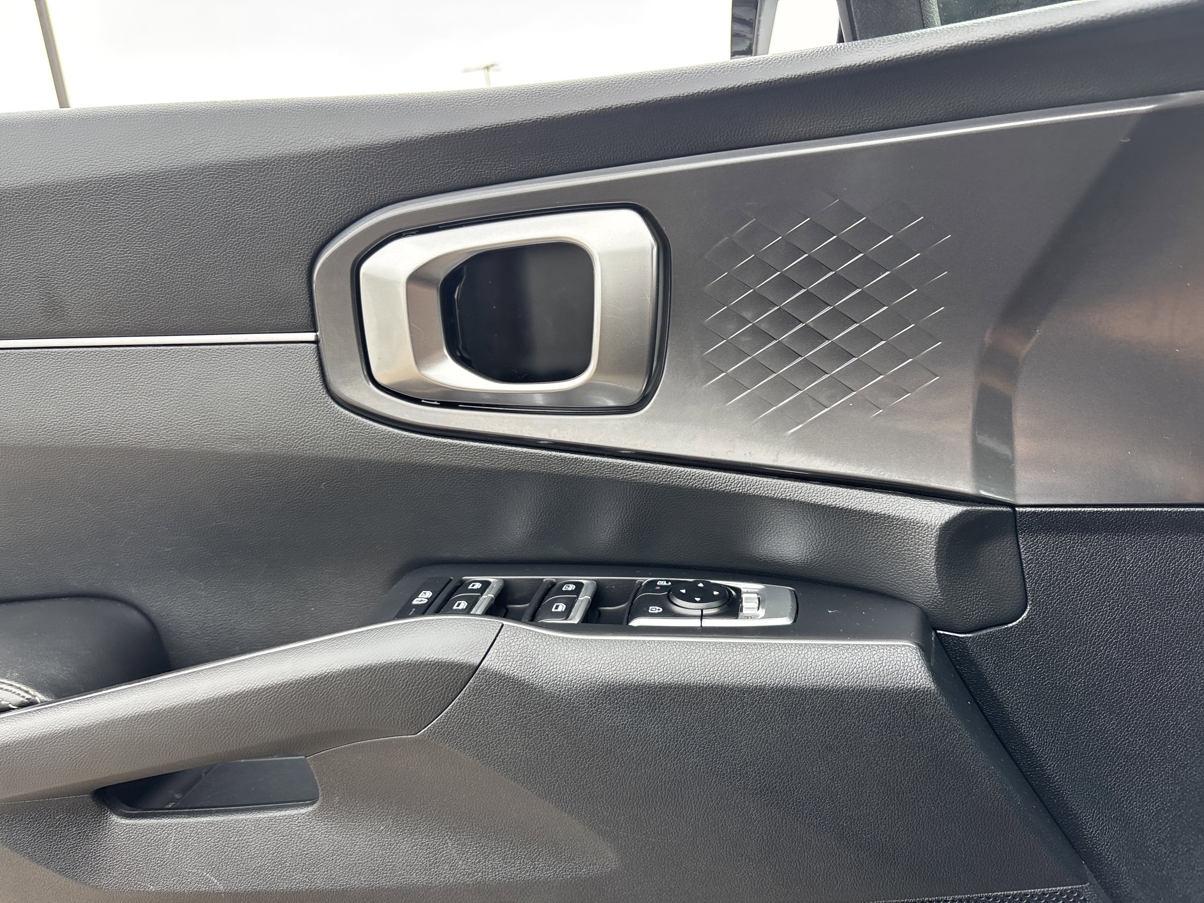 Certified 2024 Kia Sorento S AWD/4WD image 20