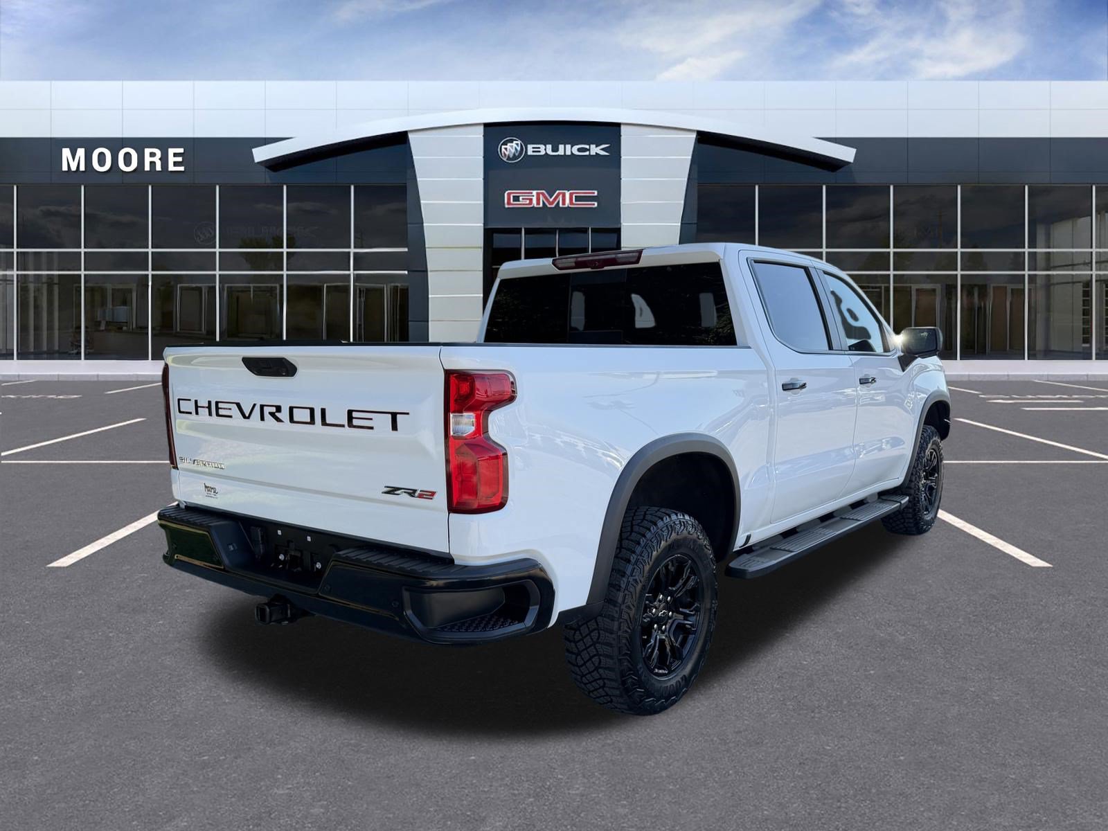 Used 2024 Chevrolet Silverado 1500 ZR2 w/ Technology Package AWD/4WD image 3