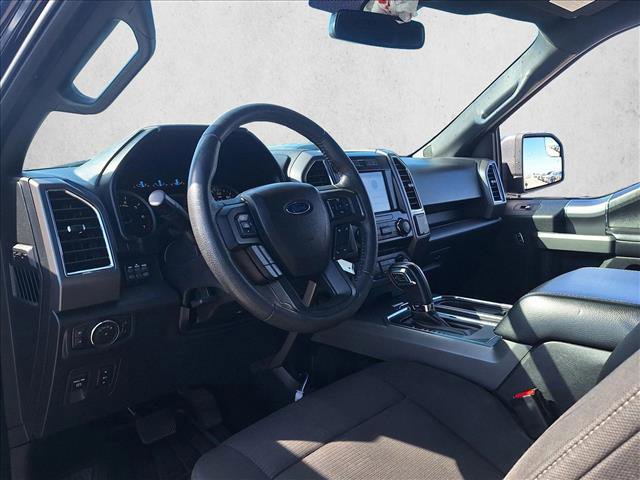 Used 2016 Ford F150 XLT w/ Equipment Group 302A Luxury image 9