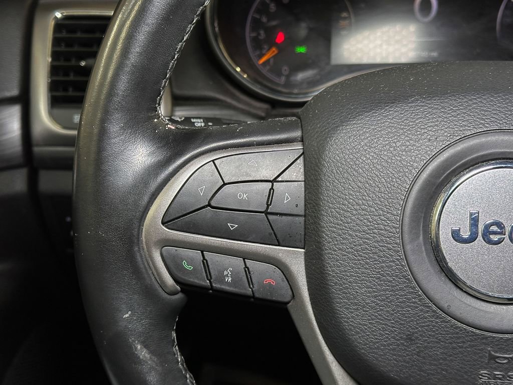 Used 2019 Jeep Grand Cherokee Altitude image 33