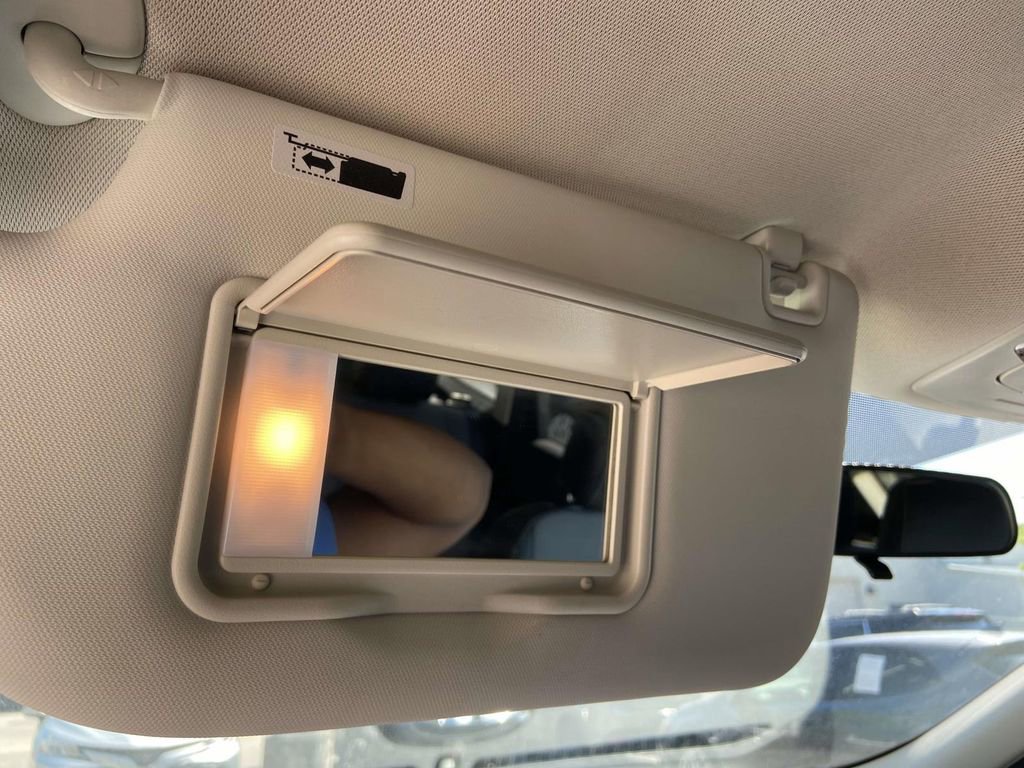 Used 2019 Ford Escape SE image 30