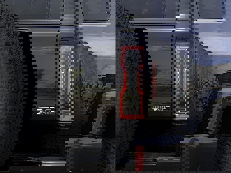 New 2025 GMC Hummer EV 2X image 33