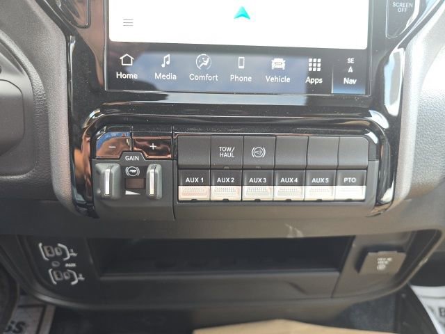 Used 2025 RAM 5500 Tradesman image 22