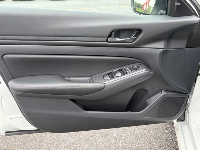 New 2026 Nissan Altima 2.5 SV FWD image 11