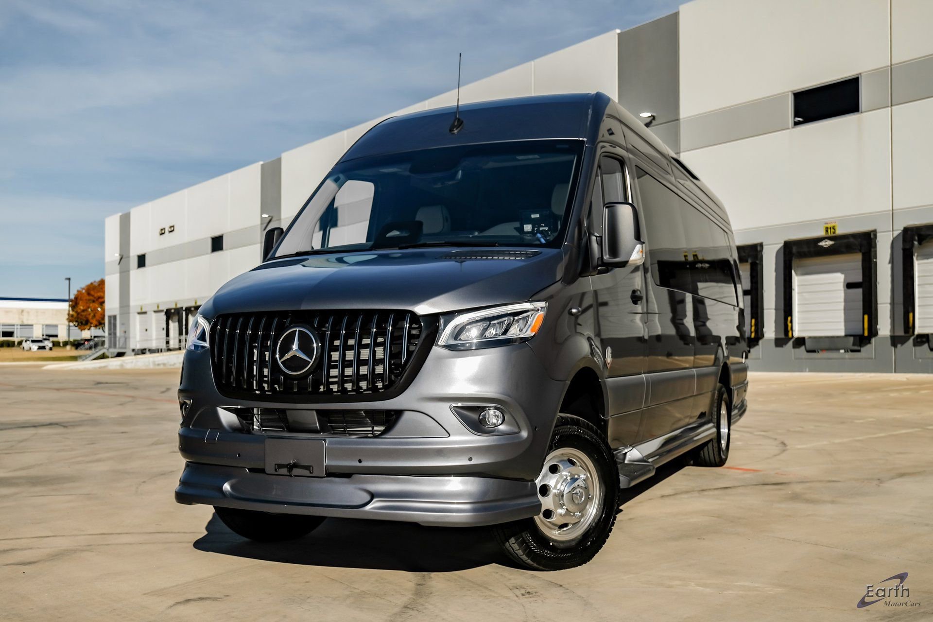 Used 2025 Mercedes-Benz Sprinter 3500 image 3
