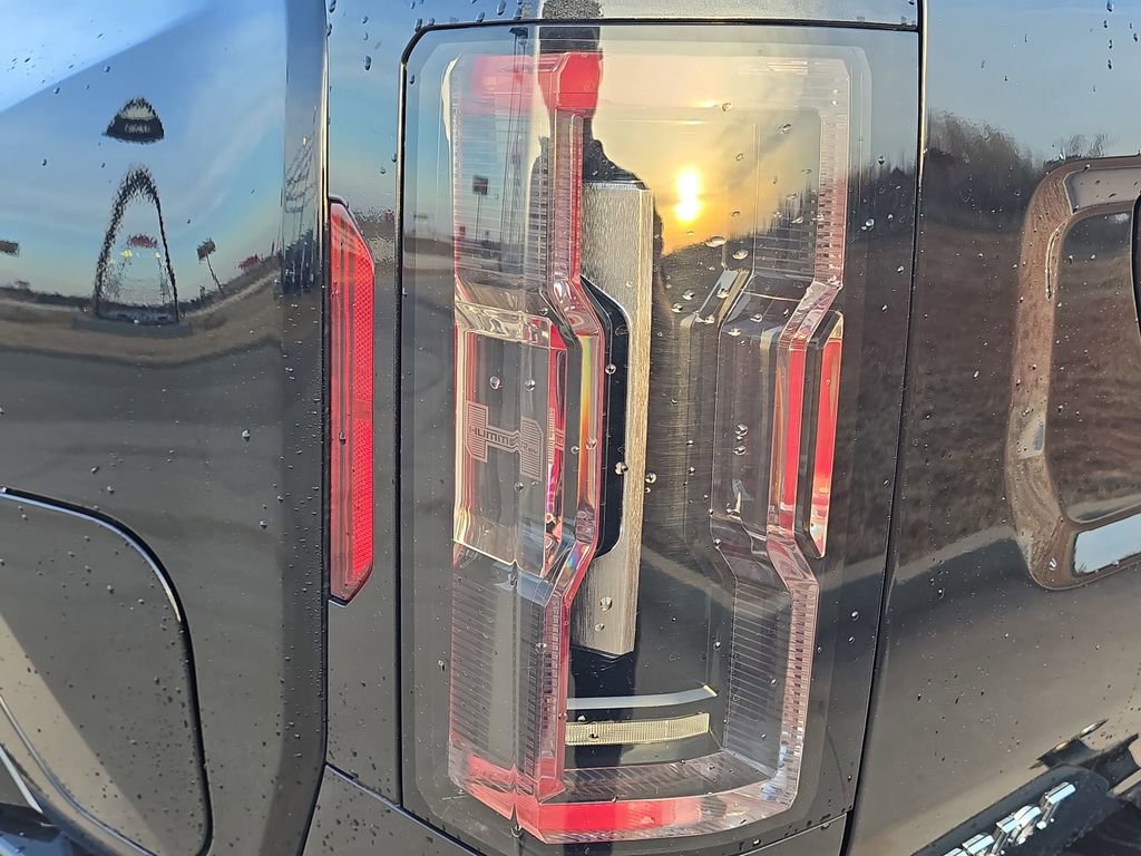 Used 2025 GMC Hummer EV 2X image 35