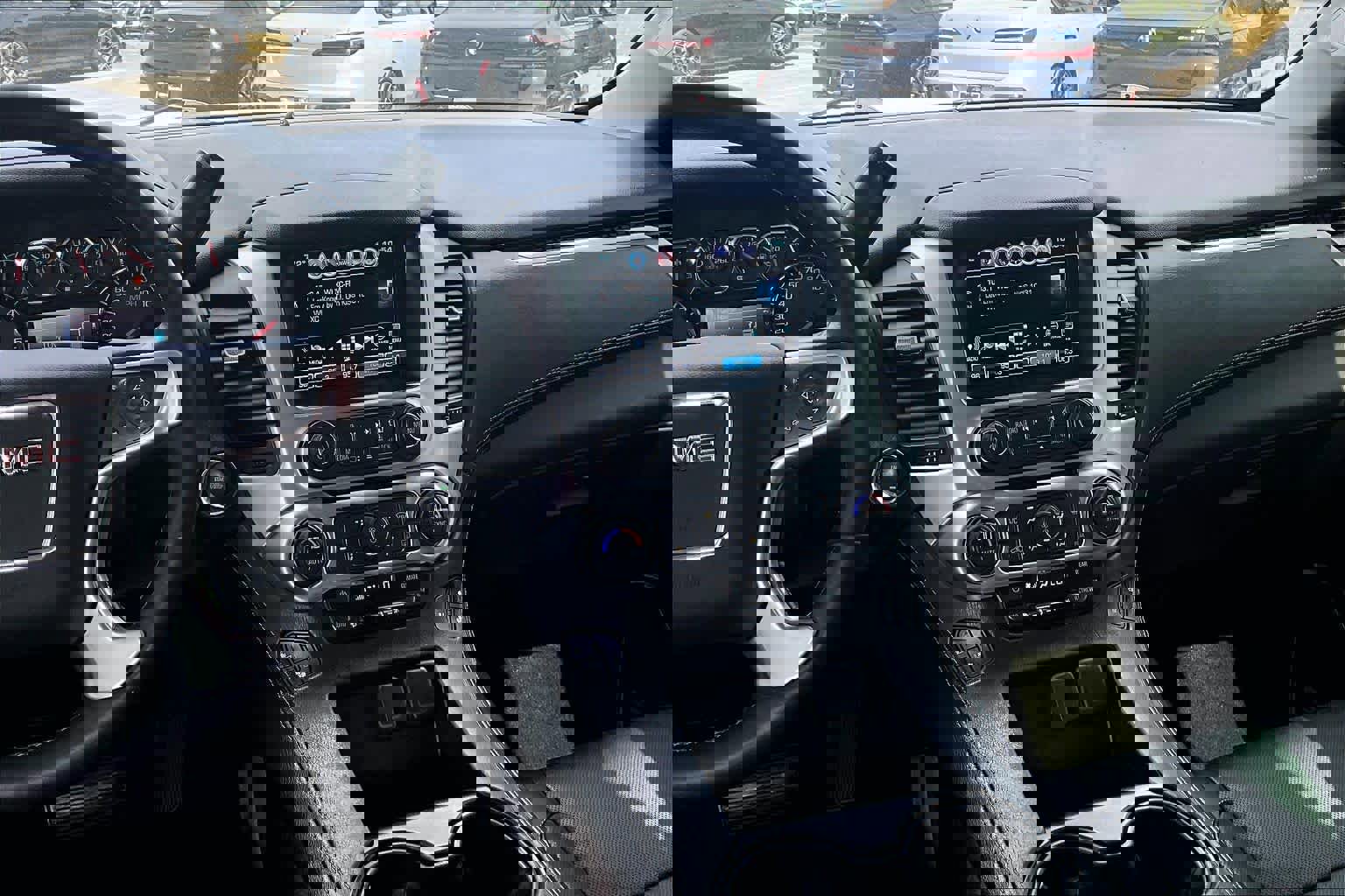 Used 2018 GMC Yukon XL SLT w/ Open Road Package image 6