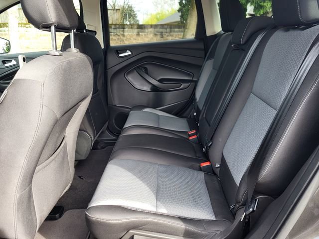 Used 2019 Ford Escape SE image 13