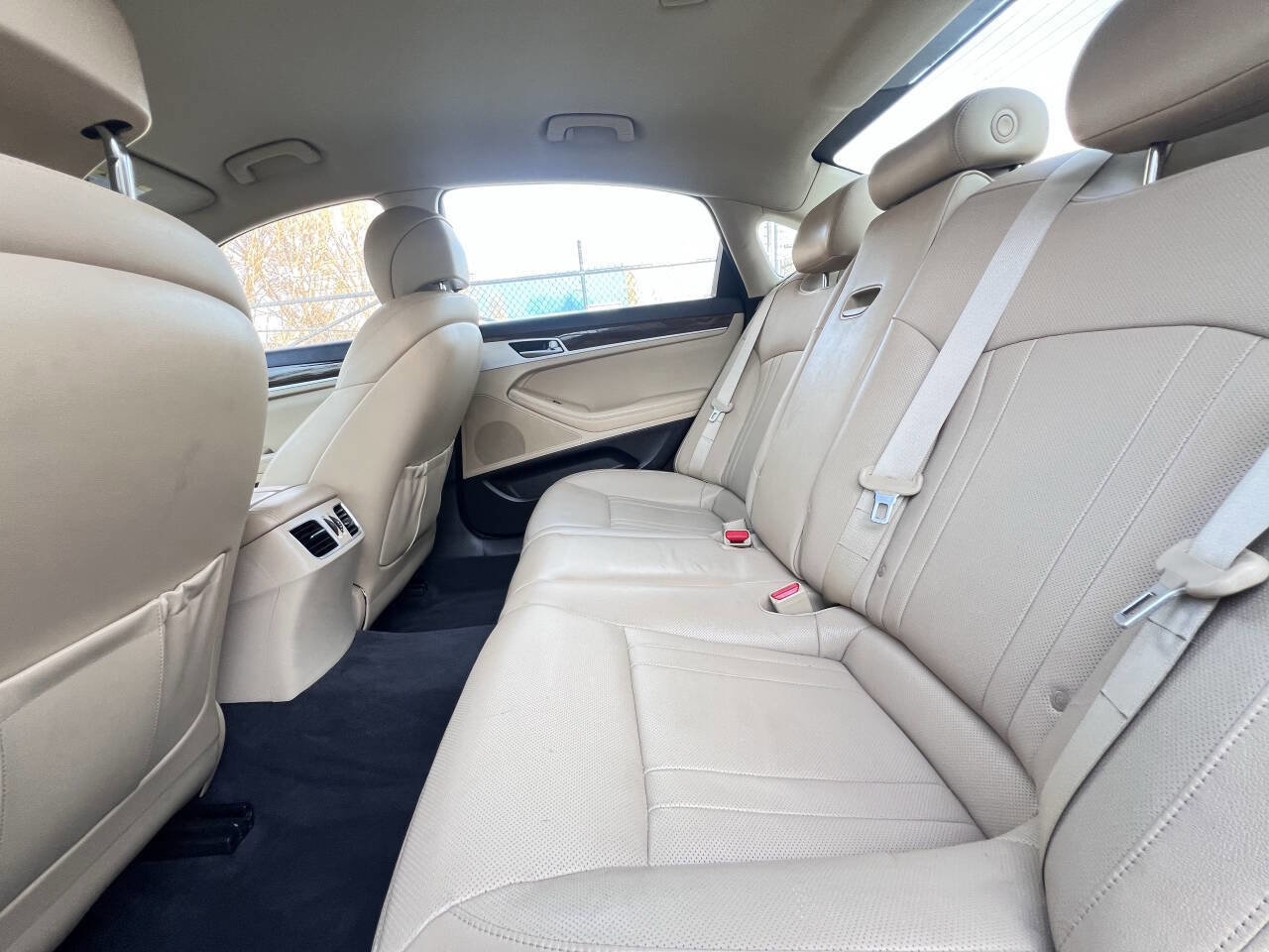 Used 2018 Genesis G80 3.8 image 15