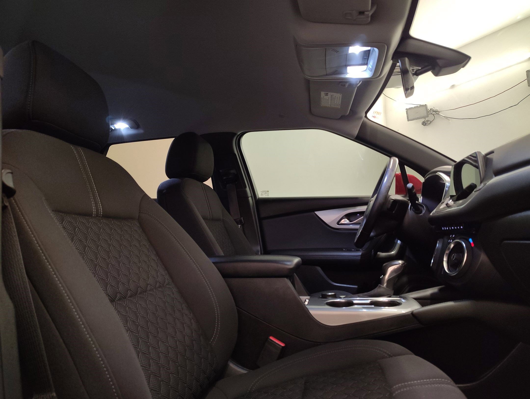 Used 2020 Chevrolet Blazer LT image 29