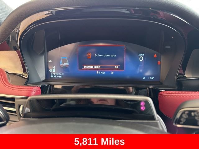 Used 2025 Lincoln Corsair Reserve w/ Equipment Group 202A image 18