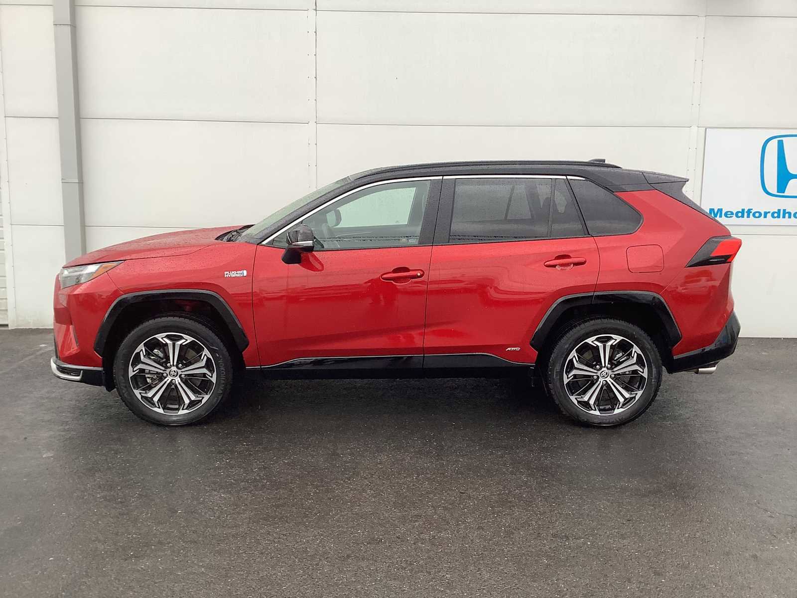 Used 2023 Toyota RAV4 XSE w/ Weather Package image 3