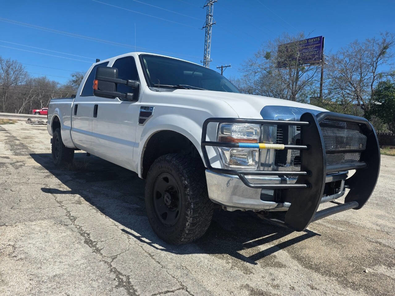 Used 2009 Ford F250 Lariat AWD/4WD image 2