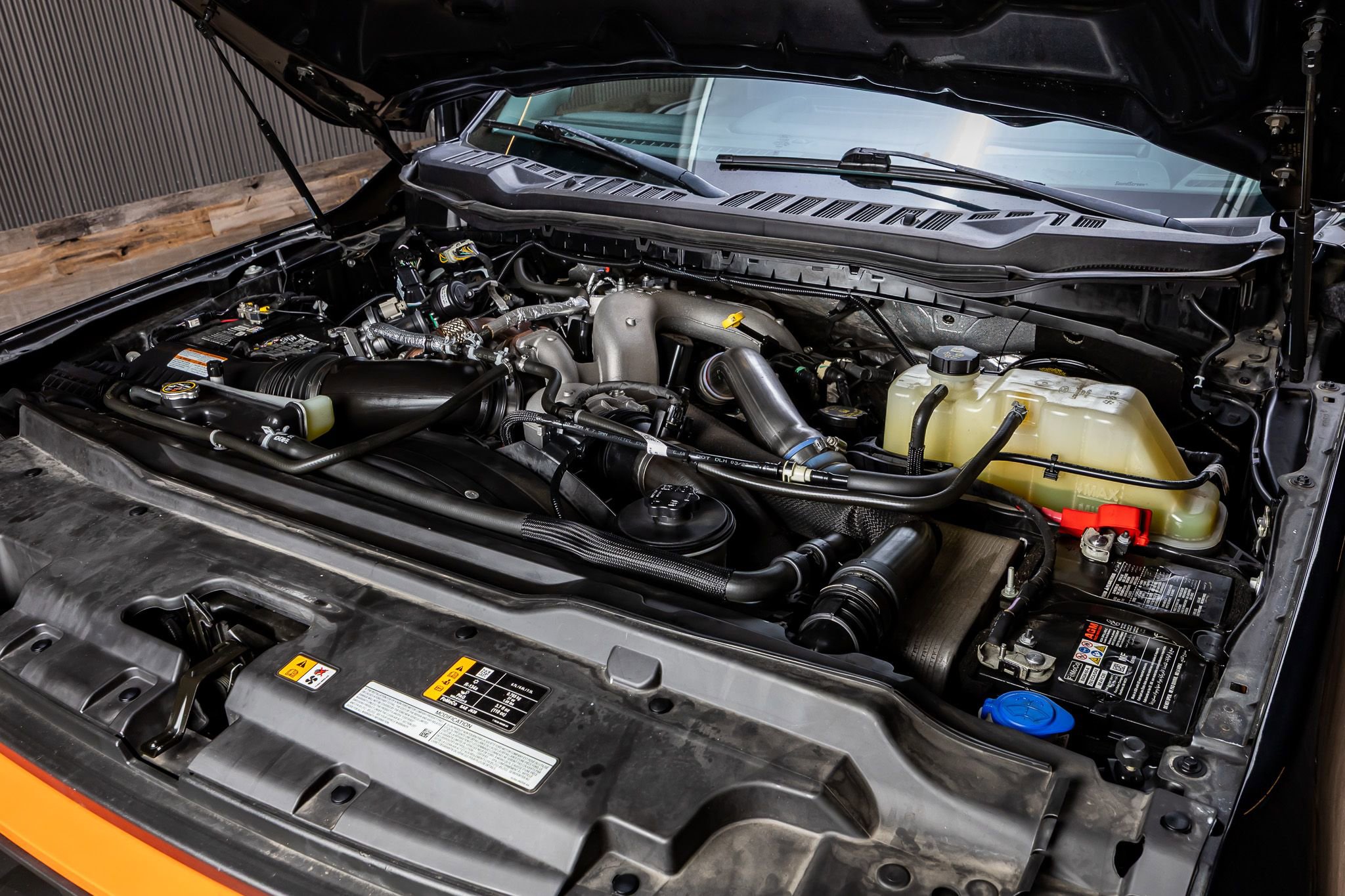 Used 2023 Ford F250 Lariat w/ Lariat Ultimate Package image 39