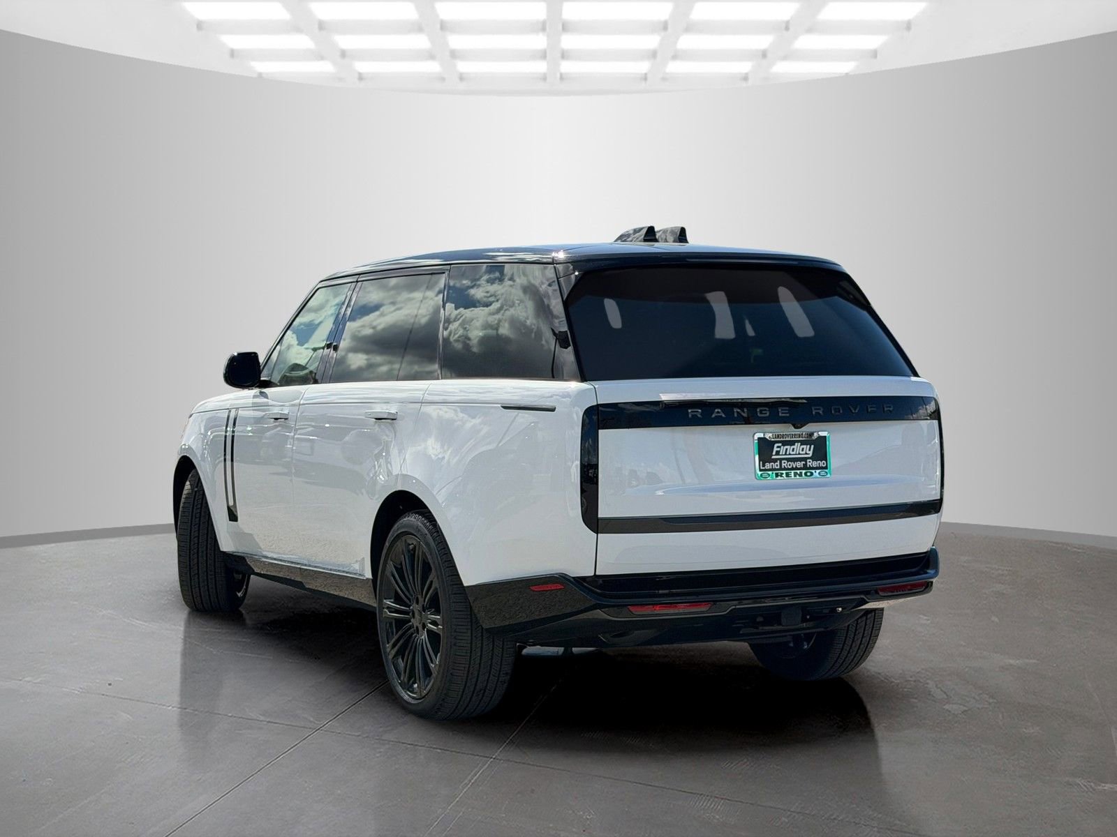 New 2026 Land Rover Range Rover Long Wheelbase SE image 7