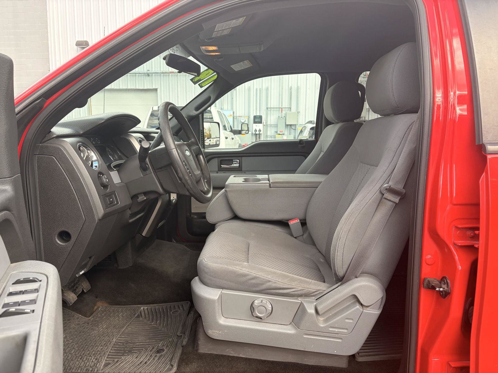 Used 2014 Ford F150 XLT AWD/4WD image 8