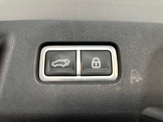 Used 2023 Kia Sorento EX FWD image 18