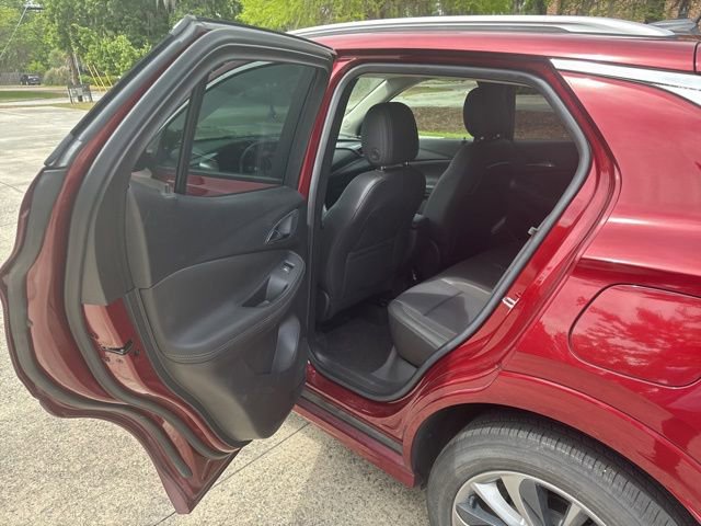 Used 2023 Buick Encore GX Select w/ Sport Touring Package image 8