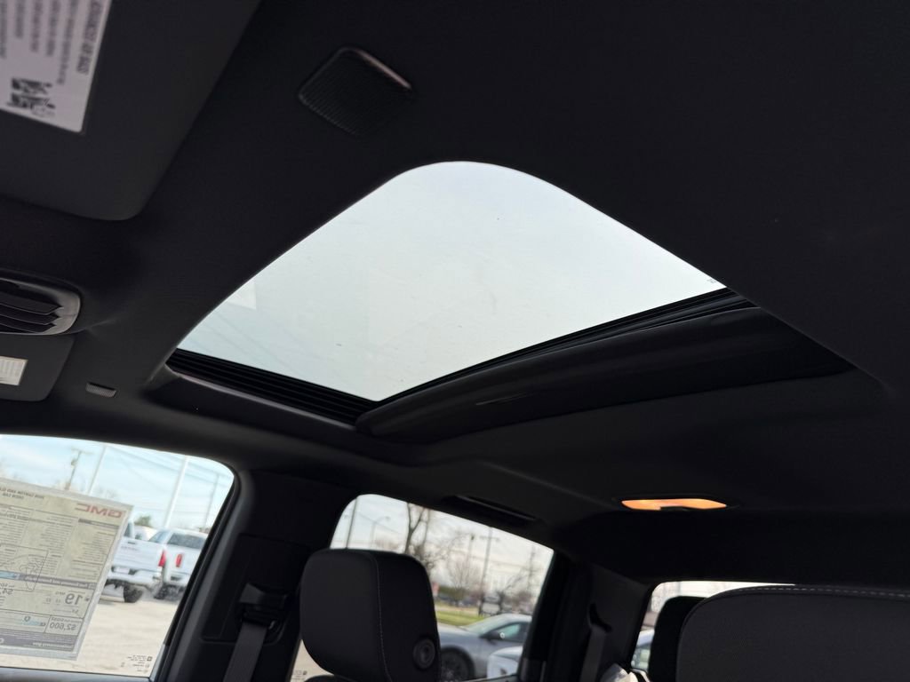 New 2026 GMC Canyon Elevation image 16