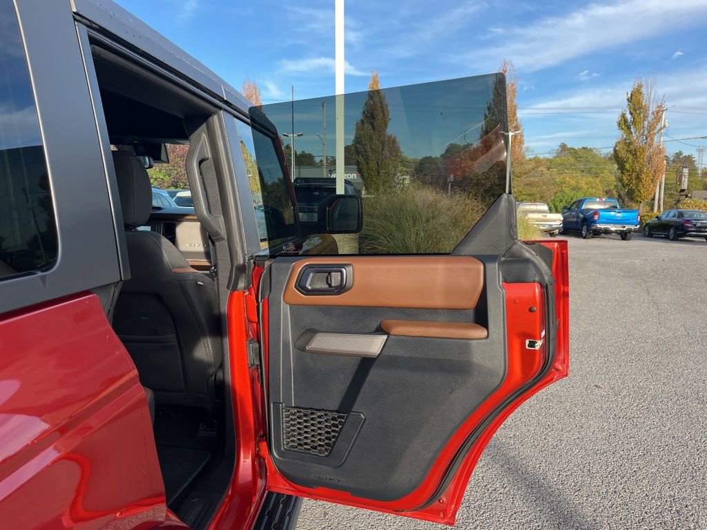 Used 2023 Ford Bronco Outer Banks image 15