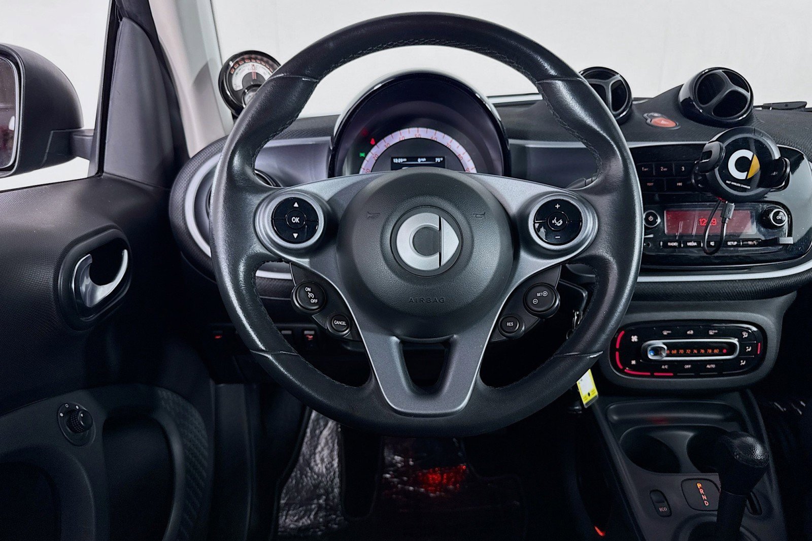 Used 2017 smart fortwo electric drive image 5