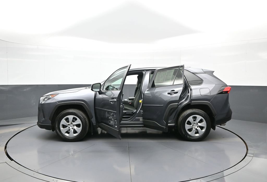 Certified 2022 Toyota RAV4 LE image 42