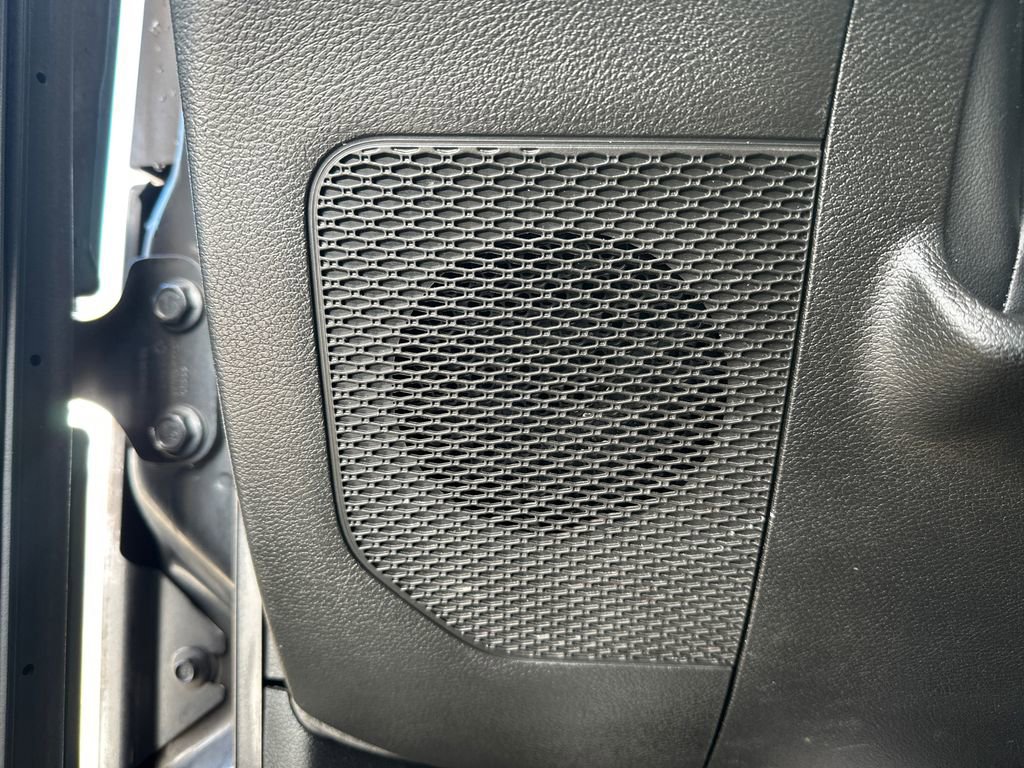 Used 2023 Jeep Gladiator Mojave w/ Cold Weather Group image 34