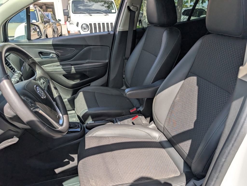 Used 2019 Buick Encore Preferred w/ Safety Package AWD/4WD image 10