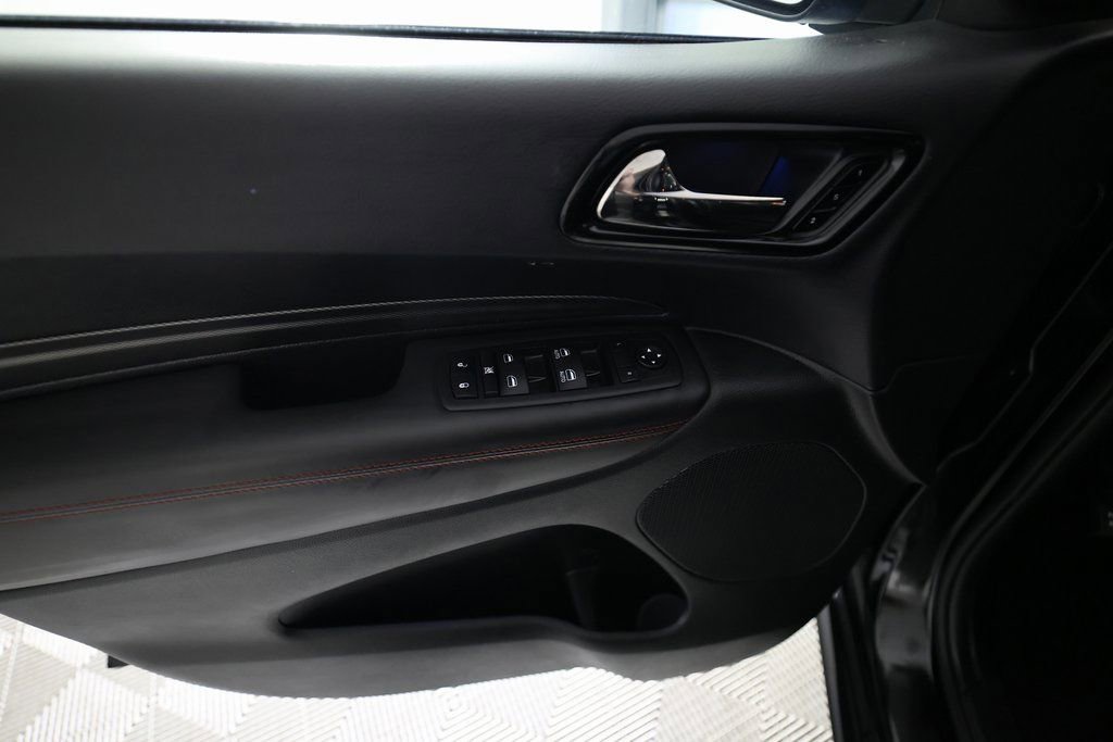 Used 2024 Dodge Durango GT image 16