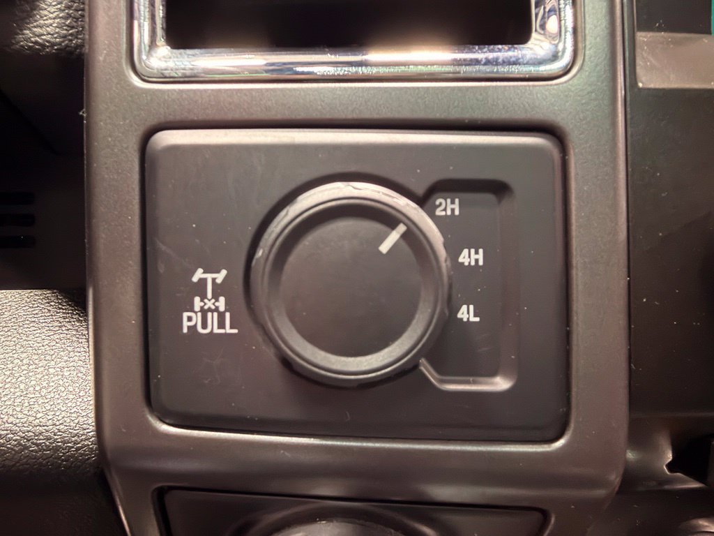 Used 2016 Ford F150 XLT w/ Equipment Group 302A Luxury AWD/4WD image 41