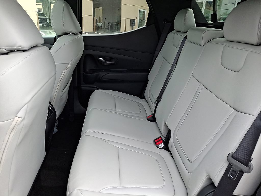 New 2026 Hyundai Santa Cruz SEL FWD image 6