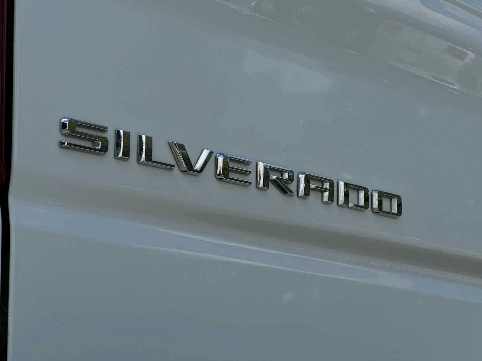 Used 2022 Chevrolet Silverado 1500 Custom Trail Boss AWD/4WD image 15