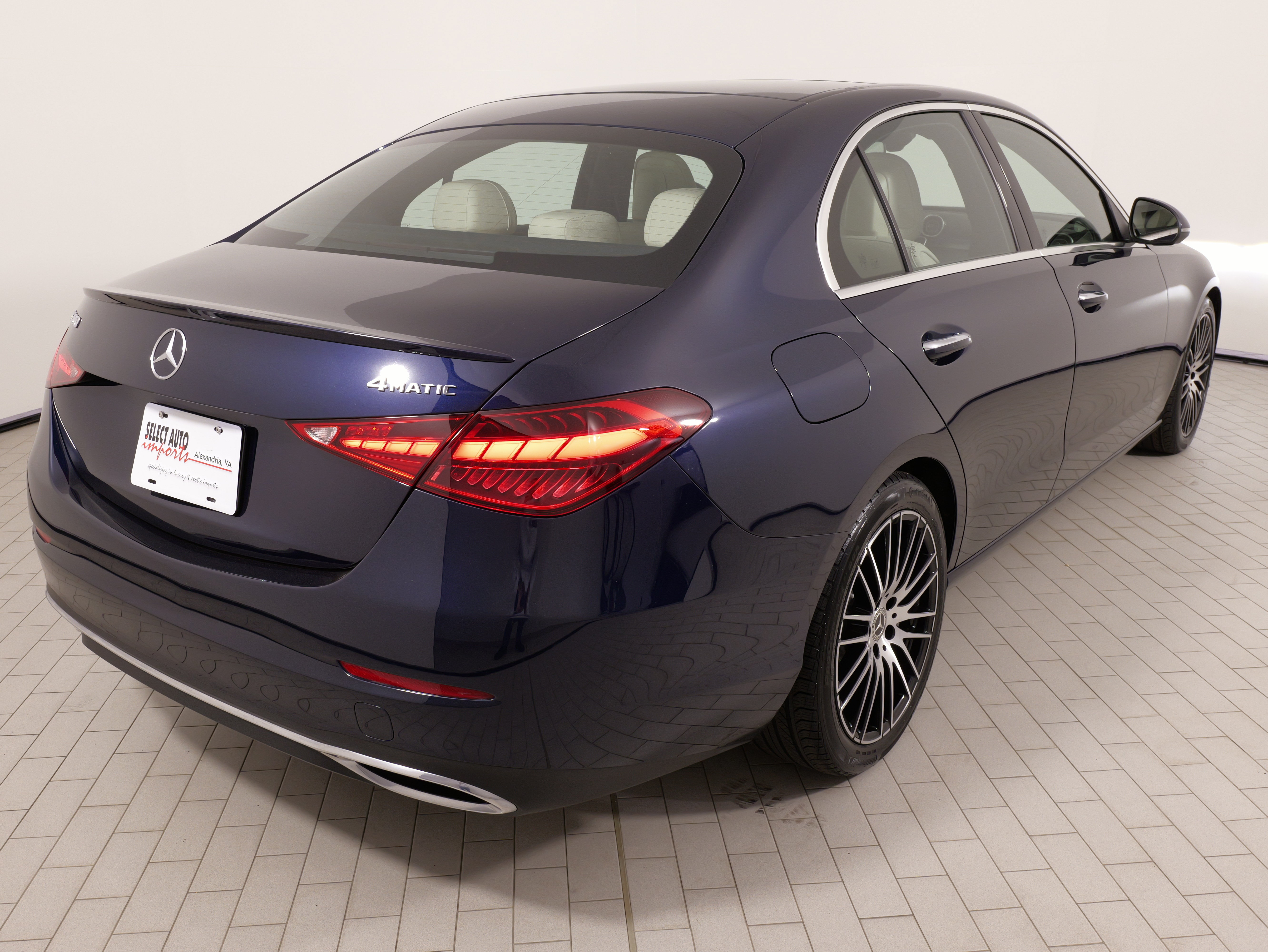 Used 2022 Mercedes-Benz C 300 4MATIC Sedan image 12